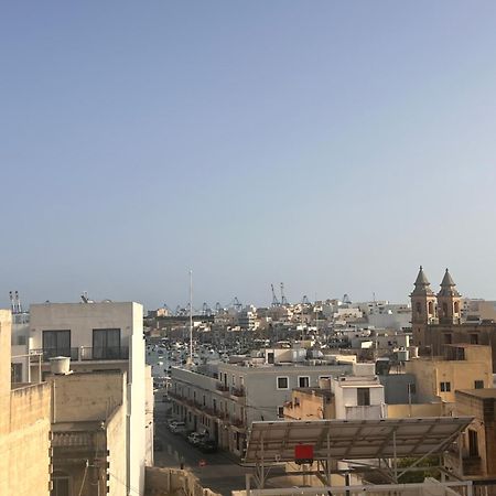 Stella Maris Mansions Apartment Marsaxlokk Exterior photo
